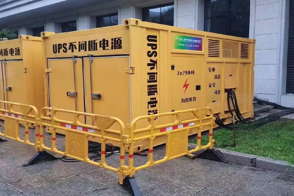 凉城发电机租赁施工现场